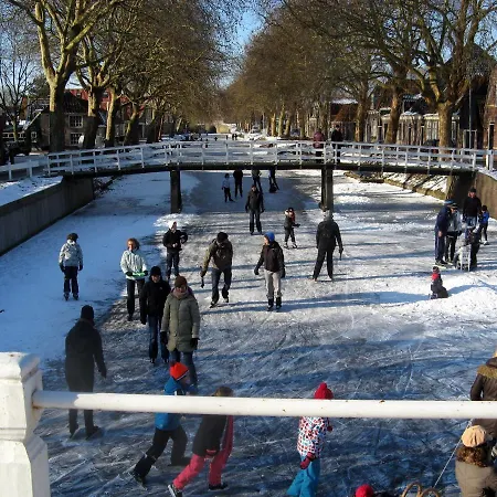 Appartement Holiday apartment free parking&airco Boven Jan Enkhuizen