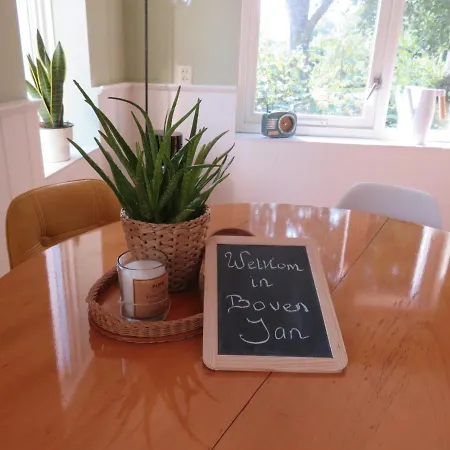 Appartement Holiday apartment free parking&airco Boven Jan Enkhuizen Enkhuizen