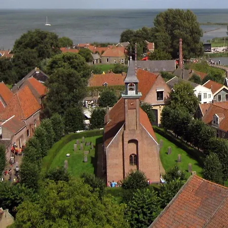 Appartement Holiday apartment free parking&airco Boven Jan Enkhuizen Enkhuizen