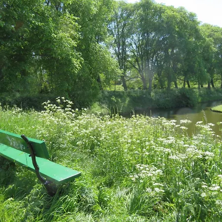 With Free Parking Boven Jan *