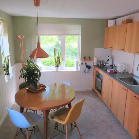 Holiday apartment free parking&airco Boven Jan Enkhuizen * Enkhuizen