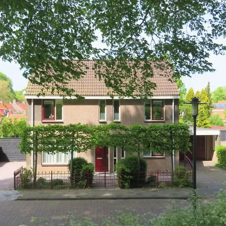 Appartement Holiday apartment free parking&airco Boven Jan Enkhuizen *