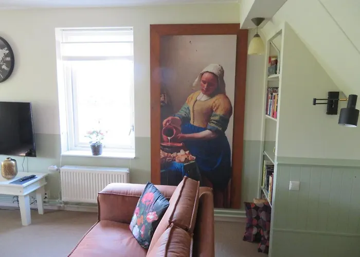 With Free Parking Boven Jan